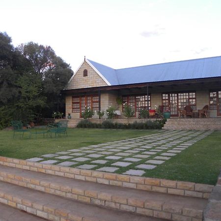 Olive Hill Country Lodge Bloemfontein Exterior photo